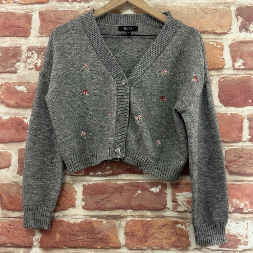 Witty Fox Cropped Cardigan Women's M Gray Floral Embroidered Button Up Sweater